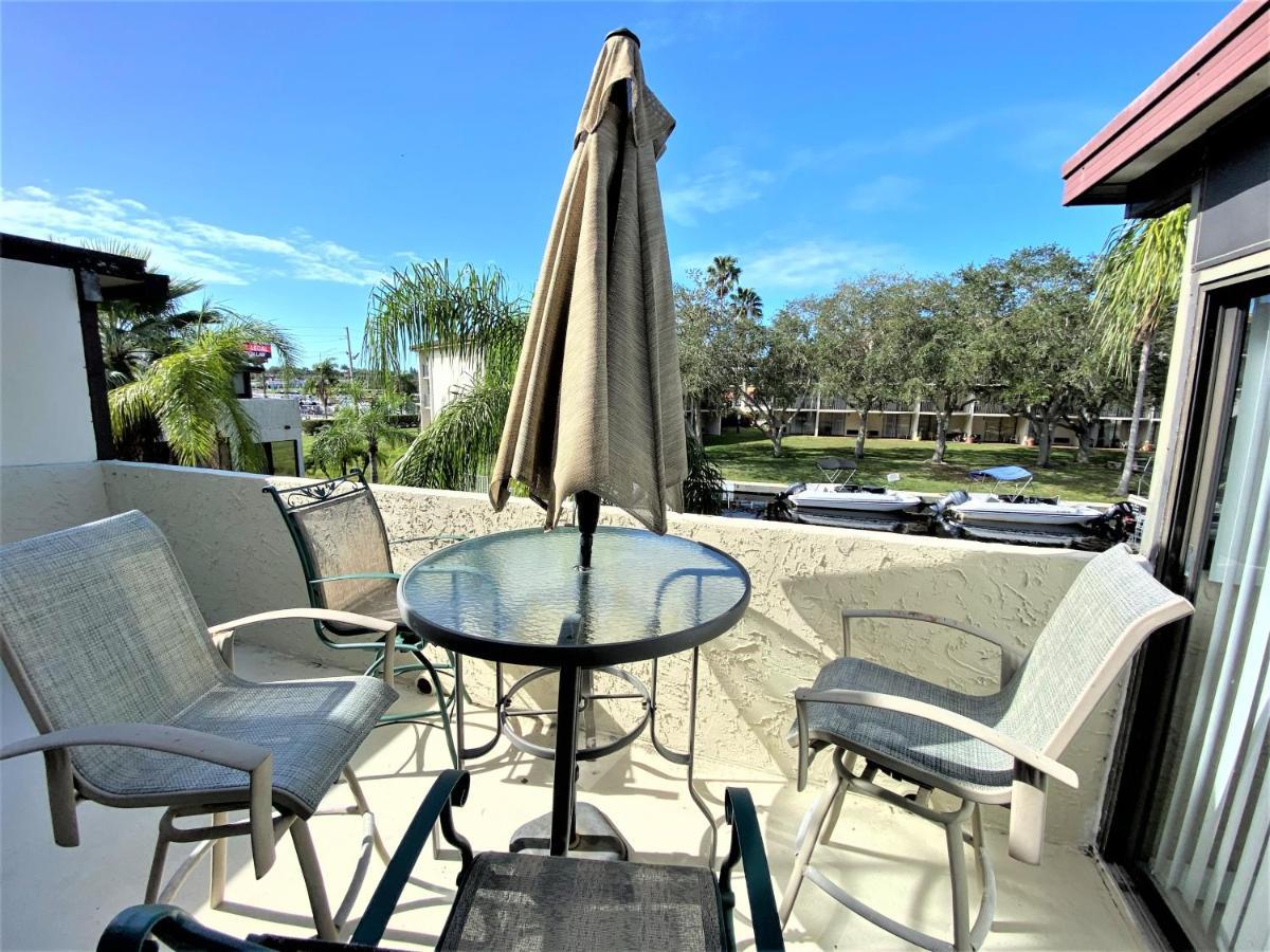 Florida On Tarpon * Palm Harbor